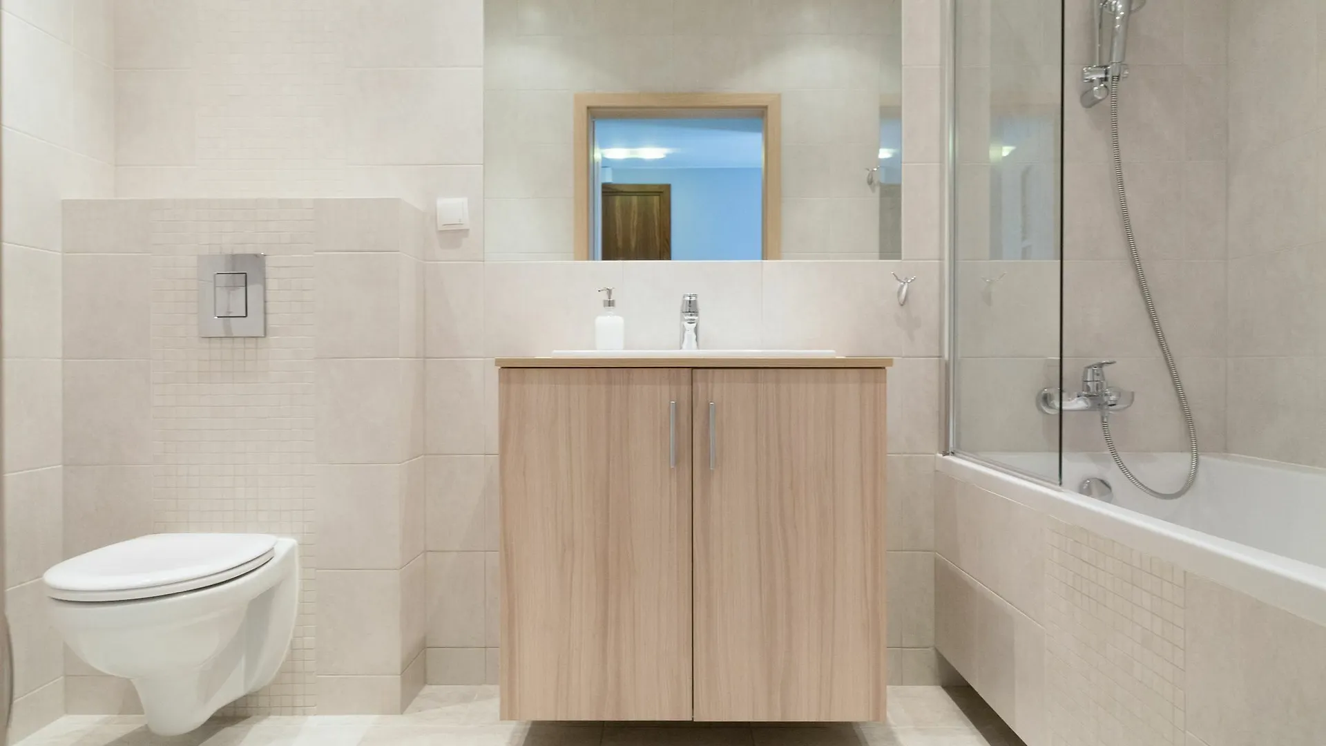 Apartament Premium Nowy Swiat By City Quality Варшава 0*,  Польша